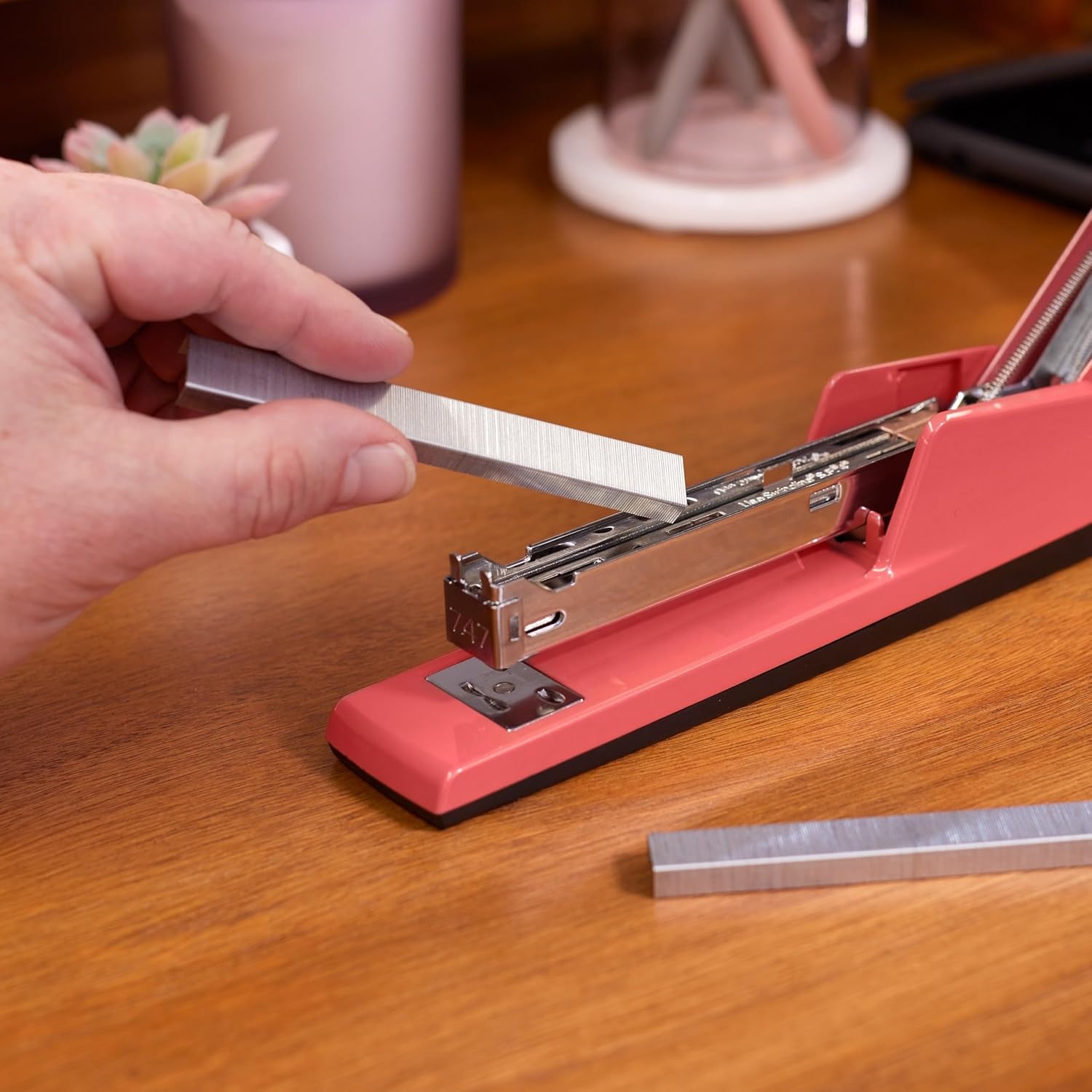 image:imageSwingline 747 Classic Stapler 30 Sheet Capacity Jam Free Metal Black 74701Rose Clay