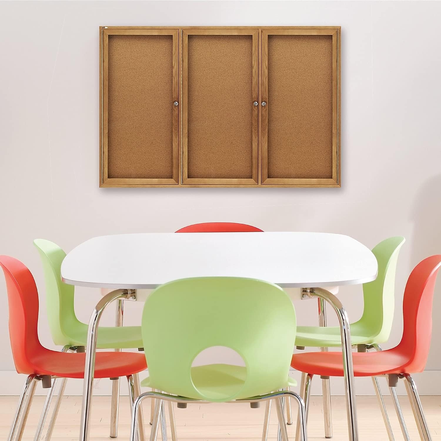image:imageQuartet Bulletin Board 6 x 4 Enclosed Cork Notice Board Lockable Swing Doors Aluminum Frame 2367Oak